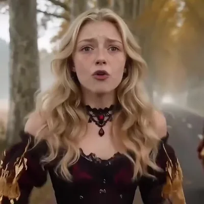 Zoe character portrait from the show