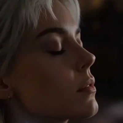 Eve character portrait from the show