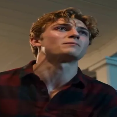 Ethan character portrait from the show