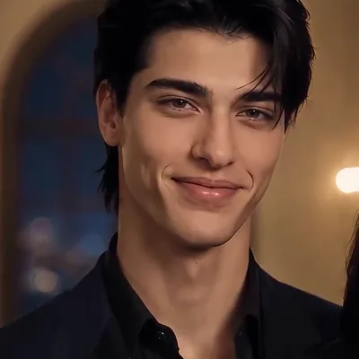 Vincent character portrait from the show