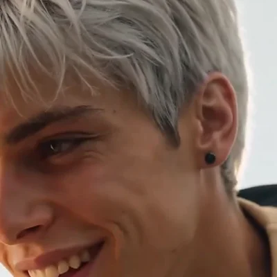 Dylan character portrait from the show