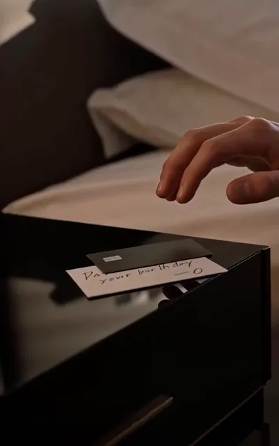 Frame ep01-f03 from episode 1 (ep1; atmosphere beat — scene-setting frame)