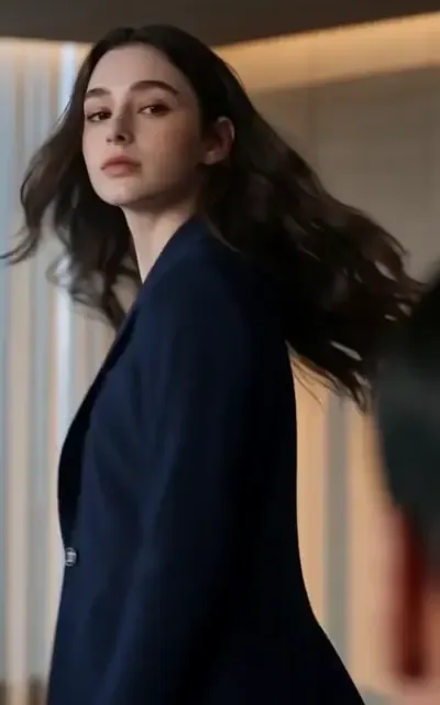 Frame ep05-f00 from episode 5 — Sienna tries to leave (ep5; subtitles as aired — Open the door, Alexander. This is unlawful detention. — You signed the contract and came here yourself.)